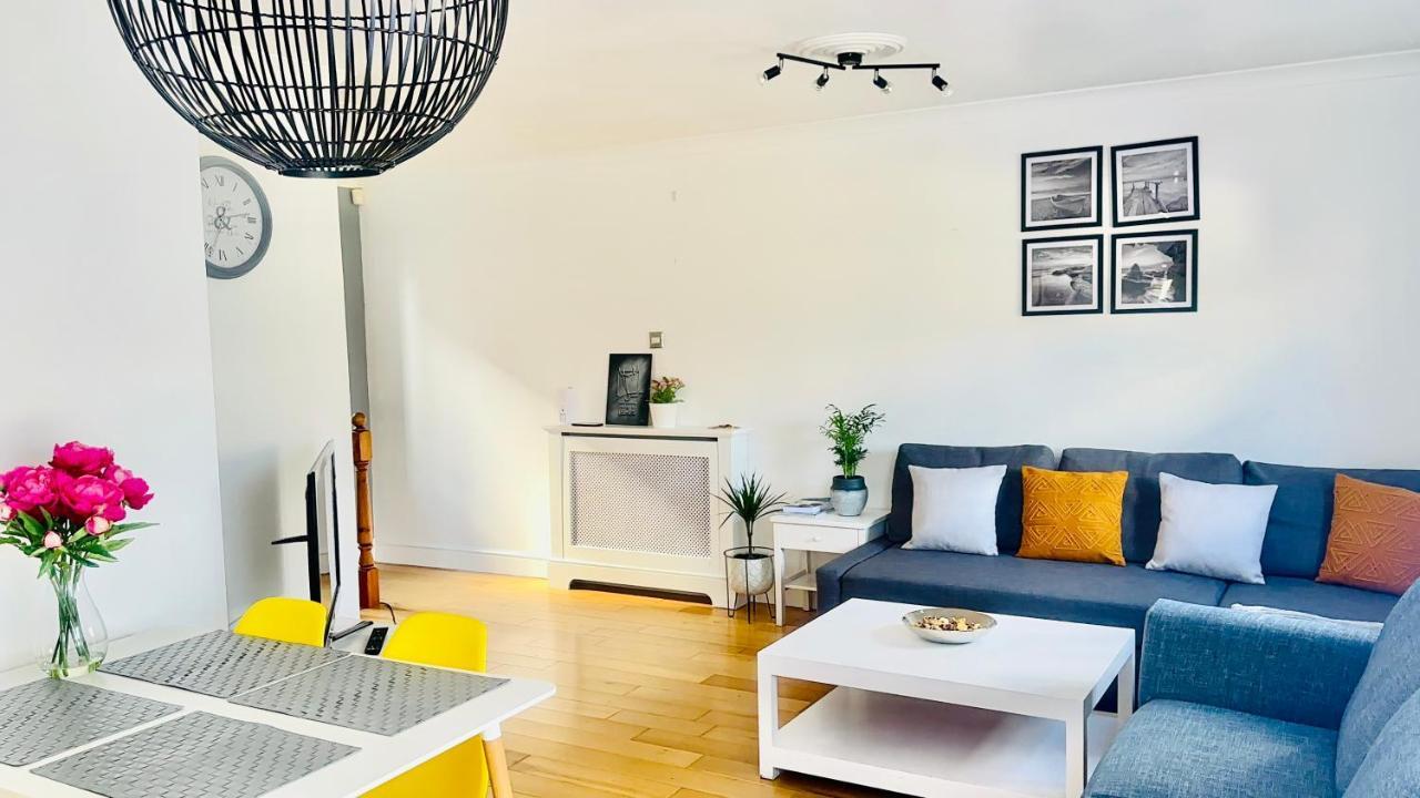 Amazing Location - City Of London- 2 Bedroom Stunning Canal View House With Private Garden,Parking & Balcony Εξωτερικό φωτογραφία