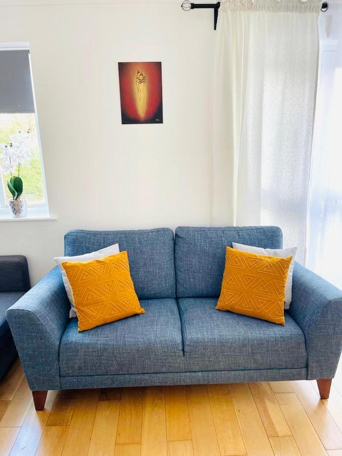 Amazing Location - City Of London- 2 Bedroom Stunning Canal View House With Private Garden,Parking & Balcony Εξωτερικό φωτογραφία