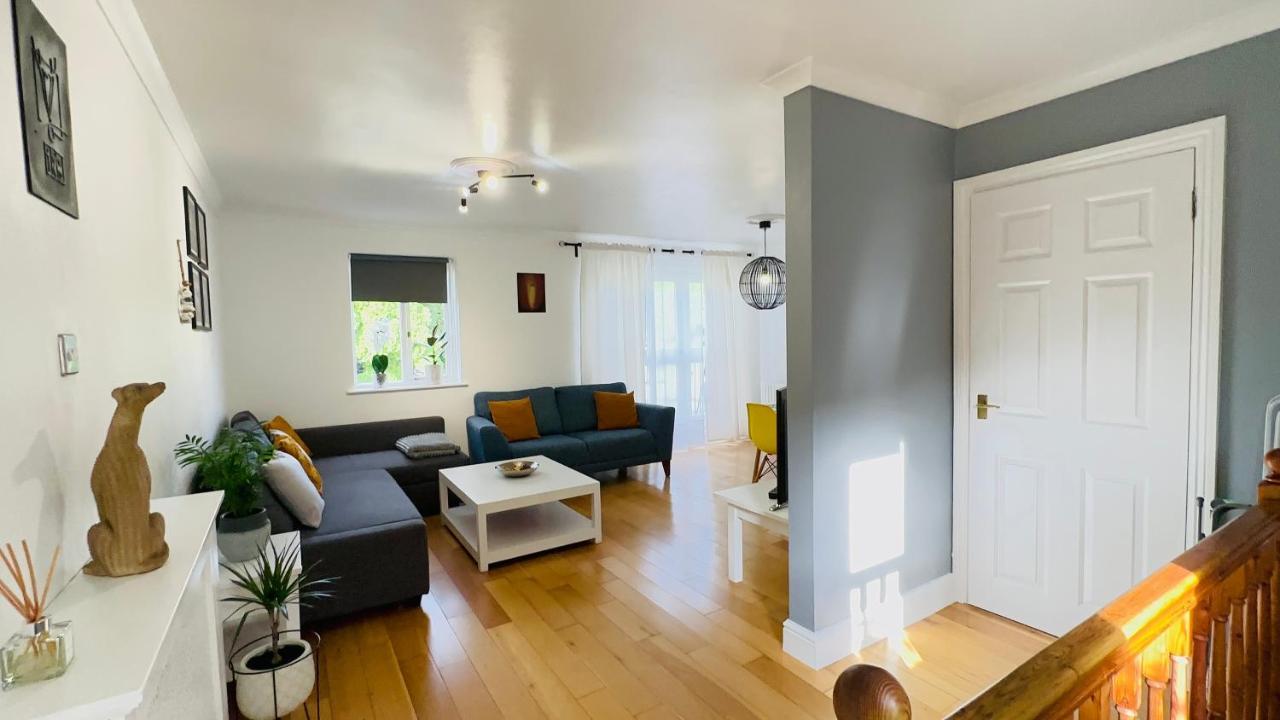 Amazing Location - City Of London- 2 Bedroom Stunning Canal View House With Private Garden,Parking & Balcony Εξωτερικό φωτογραφία