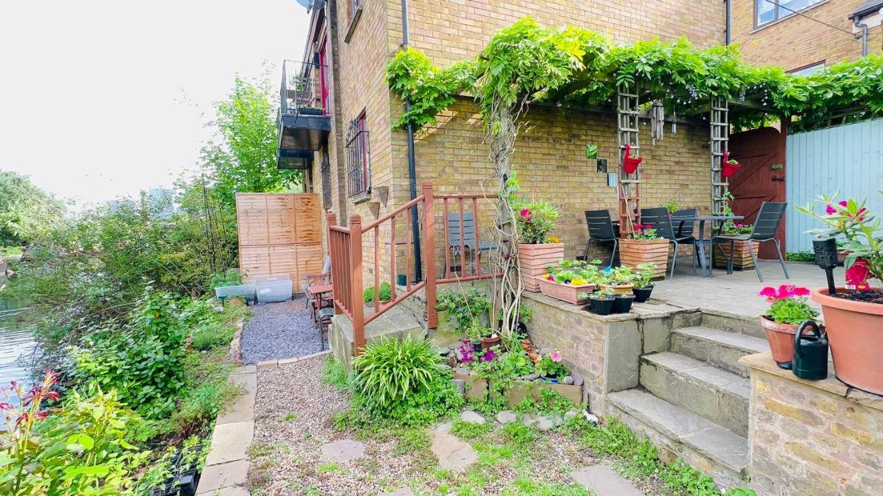 Amazing Location - City Of London- 2 Bedroom Stunning Canal View House With Private Garden,Parking & Balcony Εξωτερικό φωτογραφία