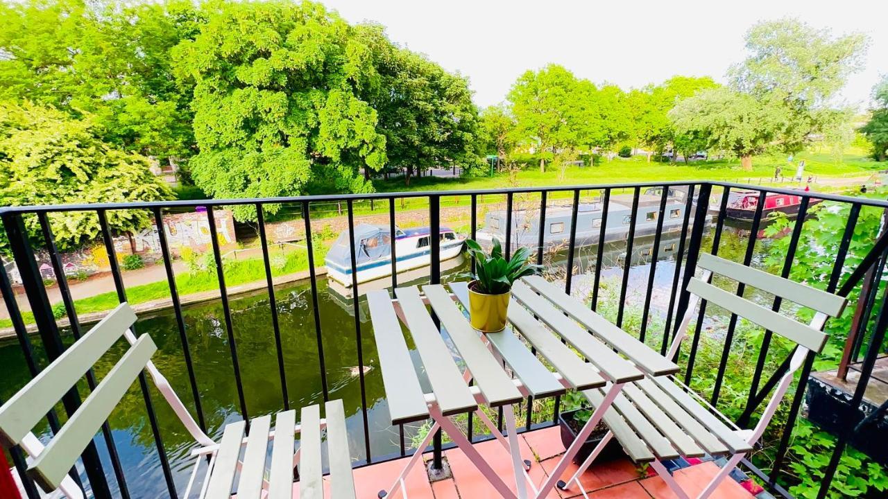 Amazing Location - City Of London- 2 Bedroom Stunning Canal View House With Private Garden,Parking & Balcony Εξωτερικό φωτογραφία