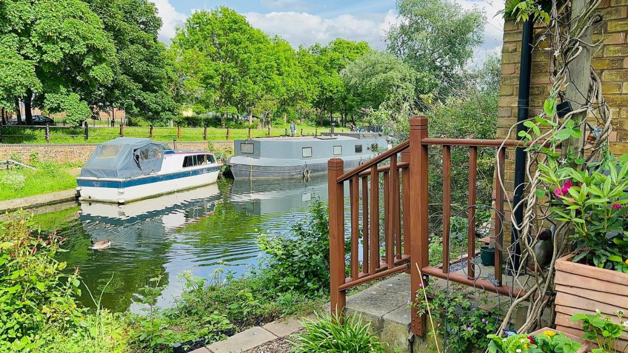 Amazing Location - City Of London- 2 Bedroom Stunning Canal View House With Private Garden,Parking & Balcony Εξωτερικό φωτογραφία